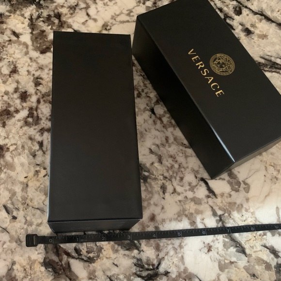NEW Versace Box - Picture 9 of 9